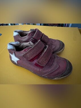Bisgaard kids shoes size 25